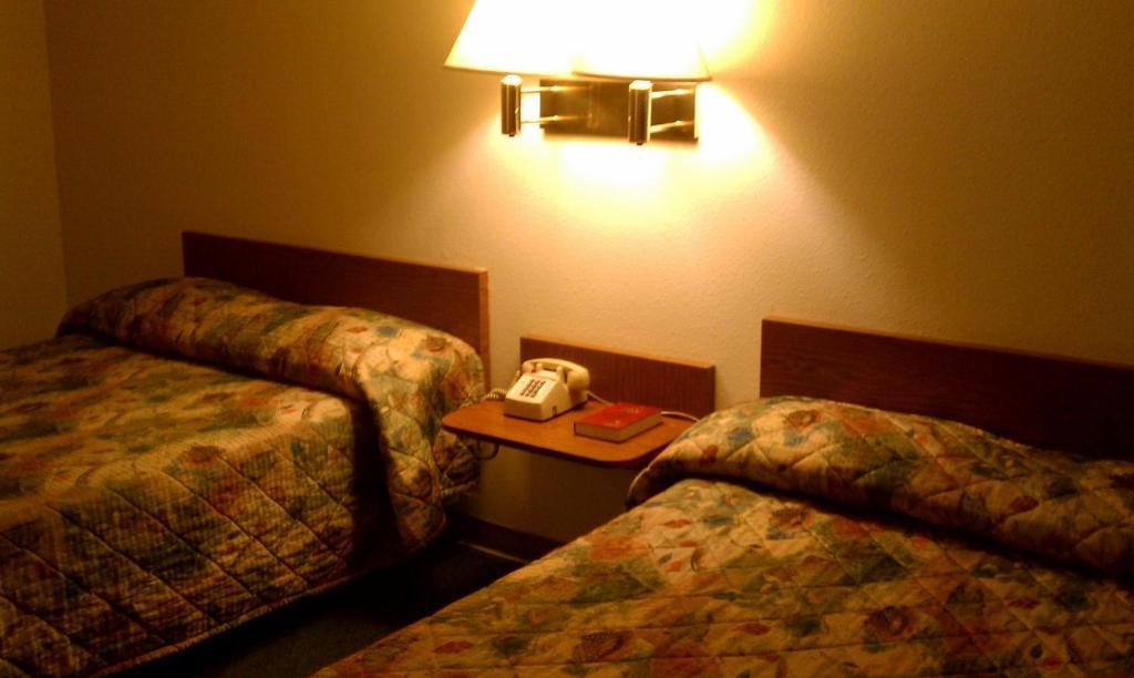Colorado River Value Inn Bullhead City Rom bilde